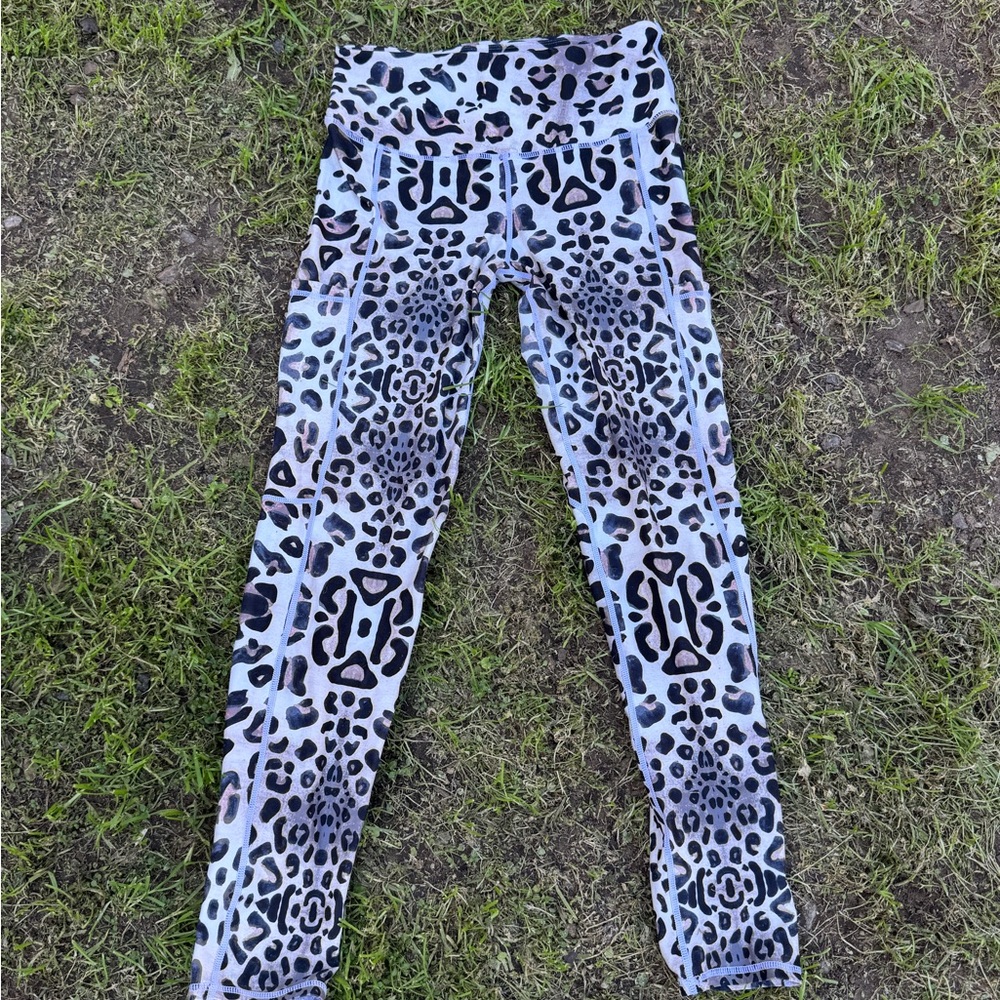 Nuera Leopard Print Leggings